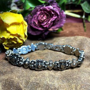 Vintage Art Deco style silver Tone Floral design Bracelet